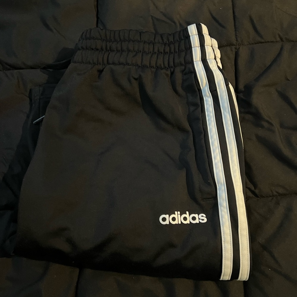 Adidas sweat size M condition 10/10